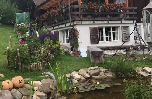 Rueschegg Ski Chalet | Charming holiday flat in the middle of nature