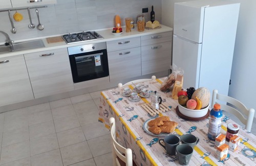 San Foca Apartment | Charming Holiday Home Near The Beach With A Terrace Parking Available, Pets