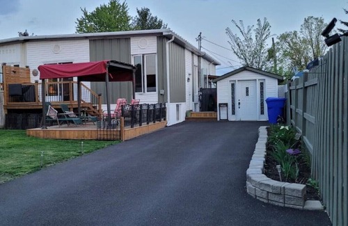 Downtown Gatineau House | Charming Home 15 Minutes to the Parliament