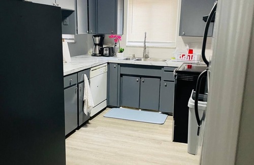 Oak Park Apartment | Charming home https:/youtube.com/shorts/-31OOvCrLG0?feature=share