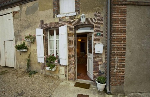 Broyes House | Charming home in Champagne Vineyards Near sezanne