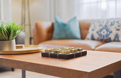 Speedway House | Charming Home in Speedway