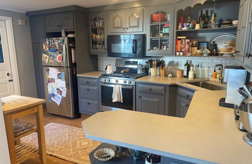 Schenectady House | Charming home in the heart of the Stockade