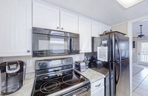 Myrtle Beach House | Charming home with pool, W/D, central AC & steps to beach