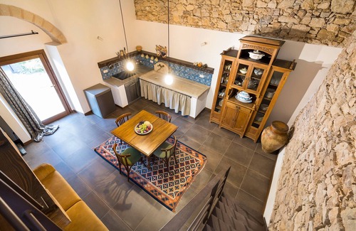 Buseto Palizzolo Ski Chalet | Charming house with shared pool - Don Carlo