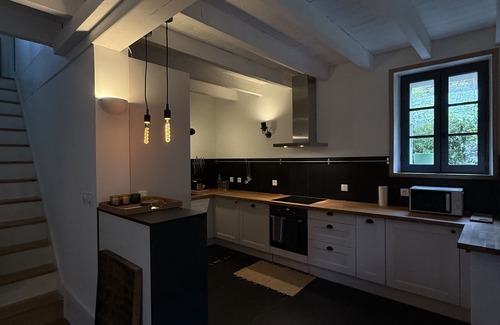 Monnetier-Mornex House | Charming house, Close to Geneva, Annecy, ski slopes, at the foot of the Salève mountains