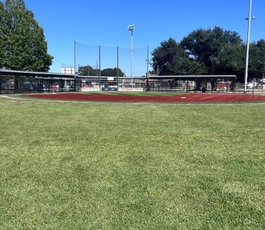 Scott Apartment | Charming House For Family Stays