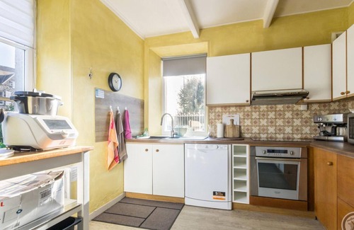 Montchaton Cottage | Charming house in Montchaton, enclosed garden, pets allowed