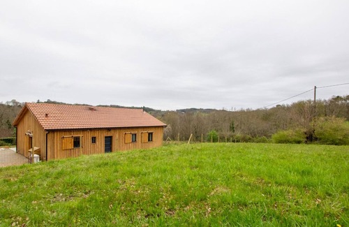 Sarlat-la-Caneda Cottage | Charming House in Sarlat: 3 BR, Private Terrace, BBQ, Baby Equipment, Pet Friendly