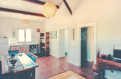 Canamero House | Charming house in Cañamero with shared pool