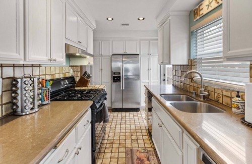South Mission Beach House | Charming House on Quiet South Mission Court-Oct heavy discounts