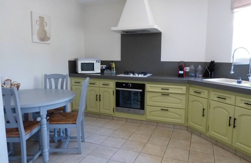 Porto-Vecchio House | Charming house with swimming pool near beach and shops.