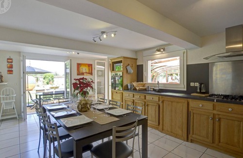 Montbrison Cottage | Charming House with Spa and Sauna in Montbrison