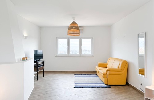 Funchal Villa | Charming house with pool and close to beaches