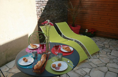 Lisieux House | Charming house with terrace LISIEUX downtown