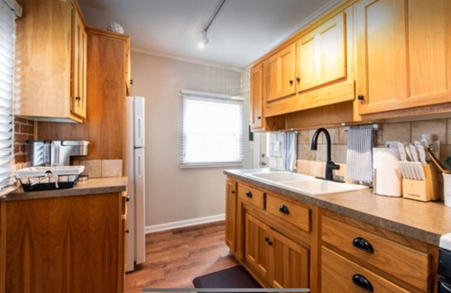 Jeffersonville - Clarksville House | Charming House with Hot Tub and Fire Pit