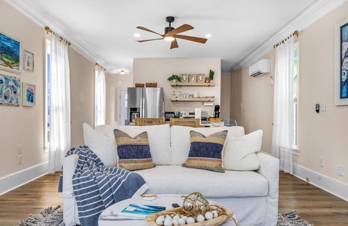 East End House | Charming Island Getaway in the Heart of St. George Island