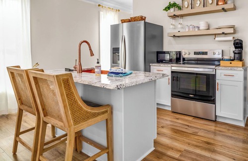East End House | Charming Island Getaway in the Heart of St. George Island