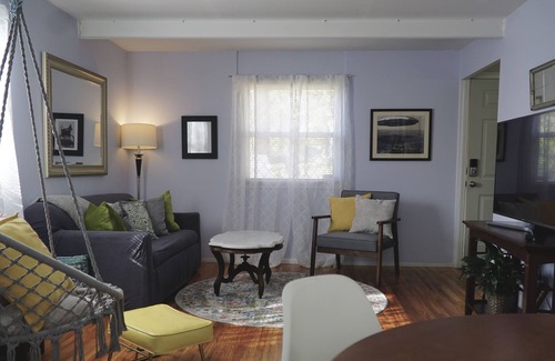 Columbia House | Charming kit house centrally located