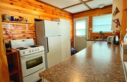 Minden Cottage | Charming Lakefront Cottage on Twelve Mile Lake - Minden Hills