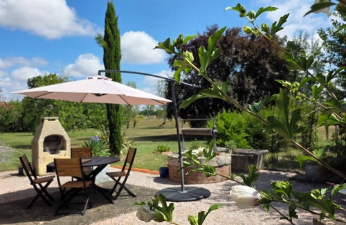 Terssac House | Charming little cottage located 7km from the episcopal city of Albi.