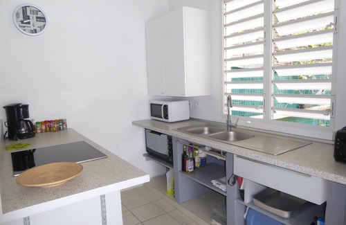 Saint-Francois House | charming little 2 bedroom villa with private pool in residential area