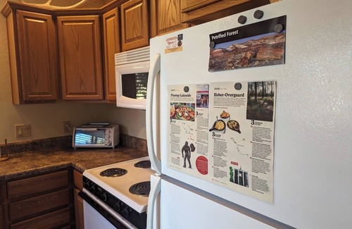 Overgaard Cabin | Charming Log Cabin in the Pines