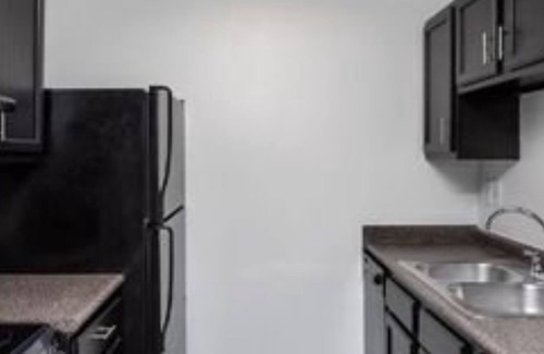 Poncey-Highland Apartment | Charming Long Term 1 Bed 1 Bath in a Great Location on Beltline