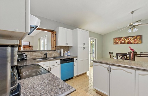 Hunt Club House | Charming Loxahatchee Retreat – Your Perfect Getaway With Large Game Room