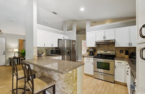 Hunt Club House | Charming Loxahatchee Retreat – Your Perfect Getaway With Large Game Room