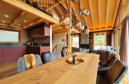 Saas-Fee Ski Chalet | Charming Luxury Chalet Engedi