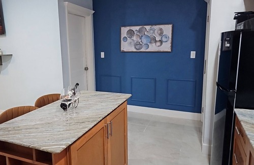Belair Estates Apartment | Charming Modern 1-bedroom apartment with WiFi, AC in Beautiful Nassau