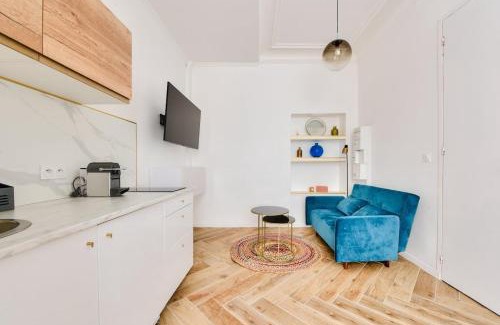 L'Europe Apartment | Charming & modern 1BR - Paris 8