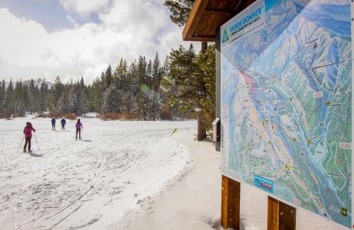 Truckee House | Charming Mountain Chalet