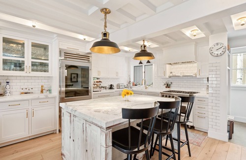West End House | Charming Mountain, Contemporary 3 Bedroom Townhome in Aspen with Beautiful Views