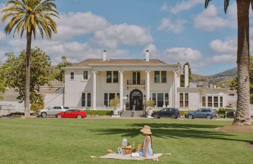 Napa Condo | Charming Napa Retreat | Walk to Wineries & Dining