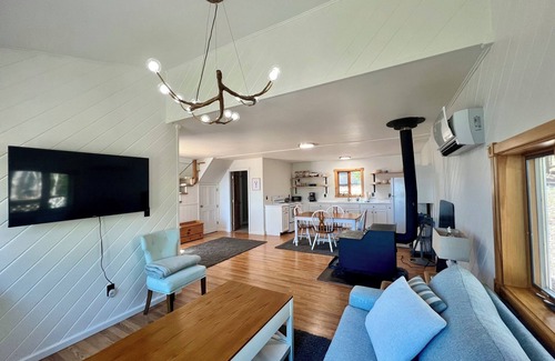 Steuben Cottage | Charming ocean view cottage with WiFi, AC in beautiful Steuben