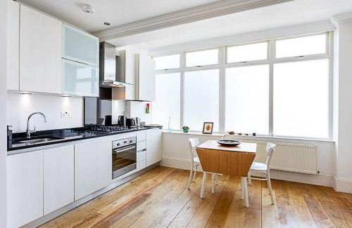 Islington House | Charming One Bedroom Flat in Islington