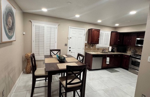 Biggs Field House | Charming one room work station TV and WiFi