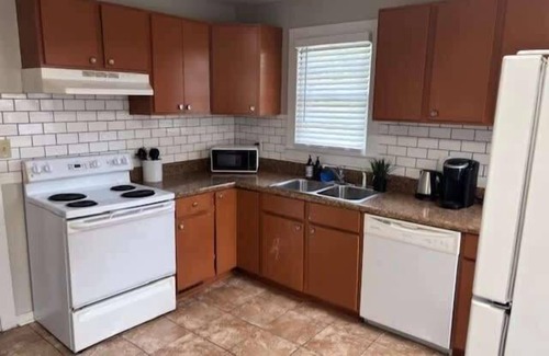 Griffin Heights House | Charming Original 1954 Home just Blocks from FSU