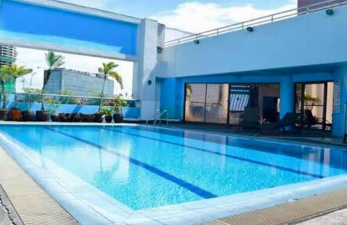 San Lorenzo Apartment | Charming overview studio by Greenbelt (Netflix & pool)