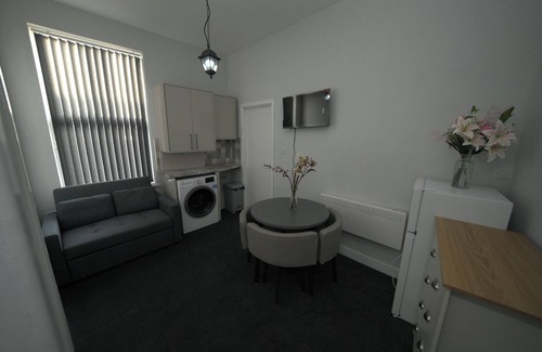Telford Apartment | Charming Oxford Apartment in Telford - Flat 1