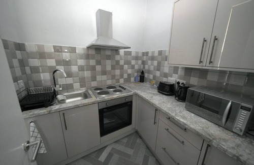 Telford Apartment | Charming Oxford Apartment in Telford - Flat 1