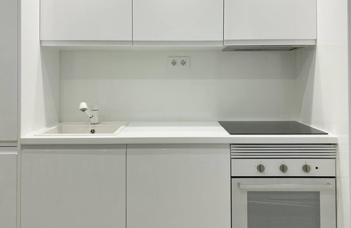 Almenara Apartment | Charming Plaza de Castilla - 4 bedrooms, 2 bathrooms