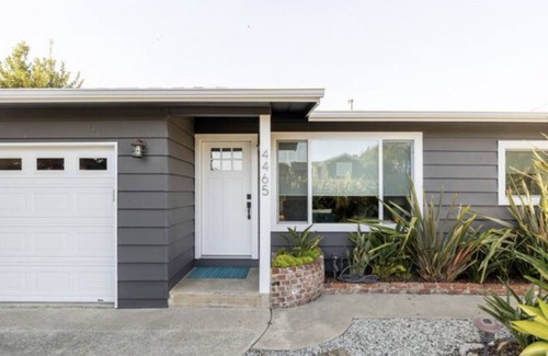 Opal Cliffs House | Charming Pleasure Point Home-1 Block from Private’s Beach w Hot Tub & Bikes