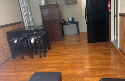 Clinton Apartment | Charming private 1-bedroom apartment in pleasant Clinton with WiFi, AC.