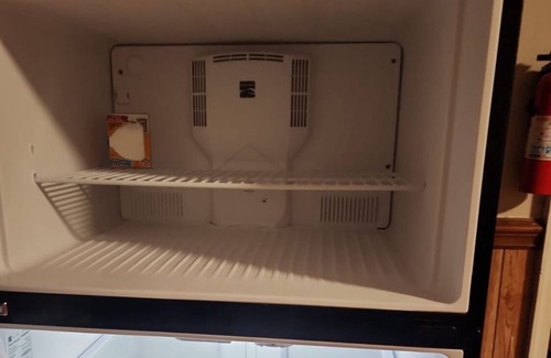 Clinton Apartment | Charming private 1-bedroom apartment in pleasant Clinton with WiFi, AC.