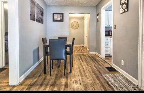 Indianapolis House | Charming Private Room