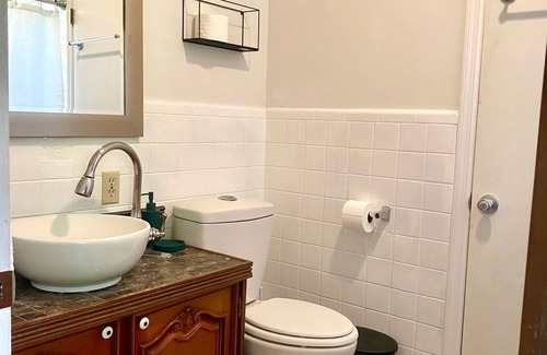 Benton Apartment | Charming private studio in cool Benton with AC, SmartTv and WiFi