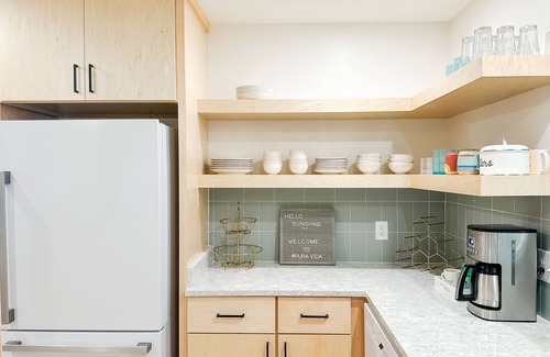 Savannah Beach Cottage | Charming Pura Vida Cottage! Pet Friendly! Great deck! Few blocks to Beach!